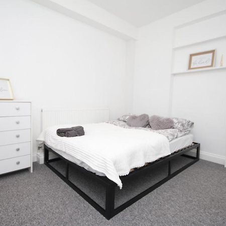 Lovely 3 Bed Spacious Flat Apartment In Central London Bagian luar foto